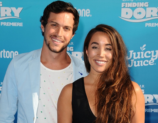 Why Did Alex And Sierra Break Up X Factor's Alex & Sierra Announce Their Breakup | E! News